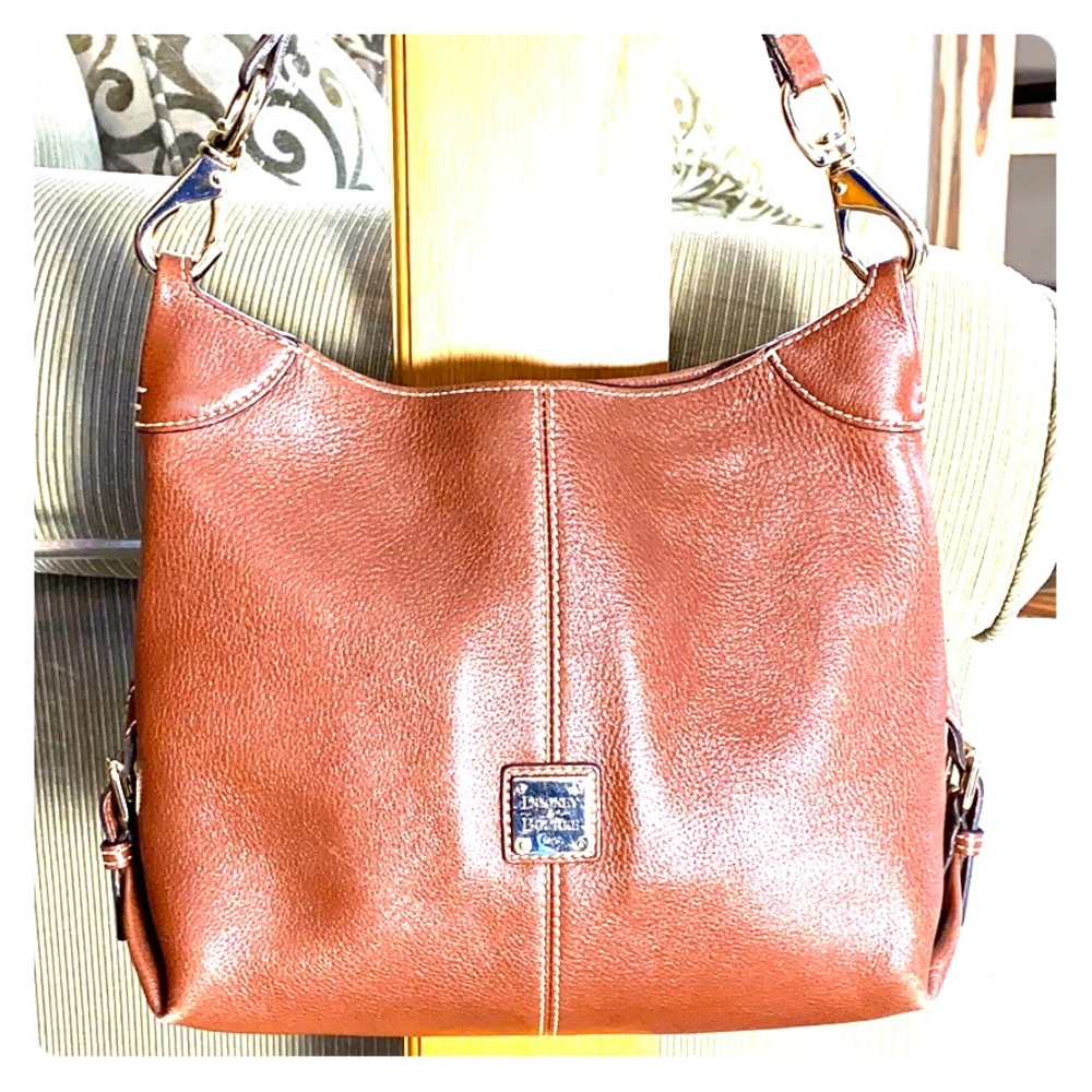 🦆 Dooney & Bourke brown leather medium hobo 🦆